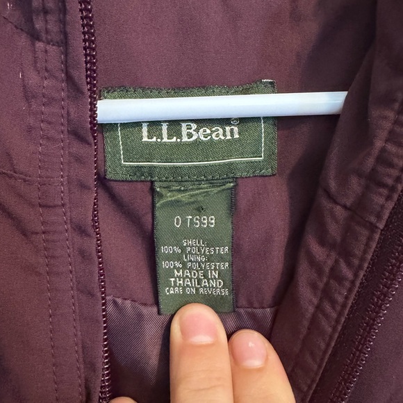 LL Bean Women's Poly Wool Lined Hooded Zip Trench Jacket in Burgundy - Picture 2 of 10